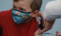 William Zeichman, 5, gets his COVID-19 vaccine 