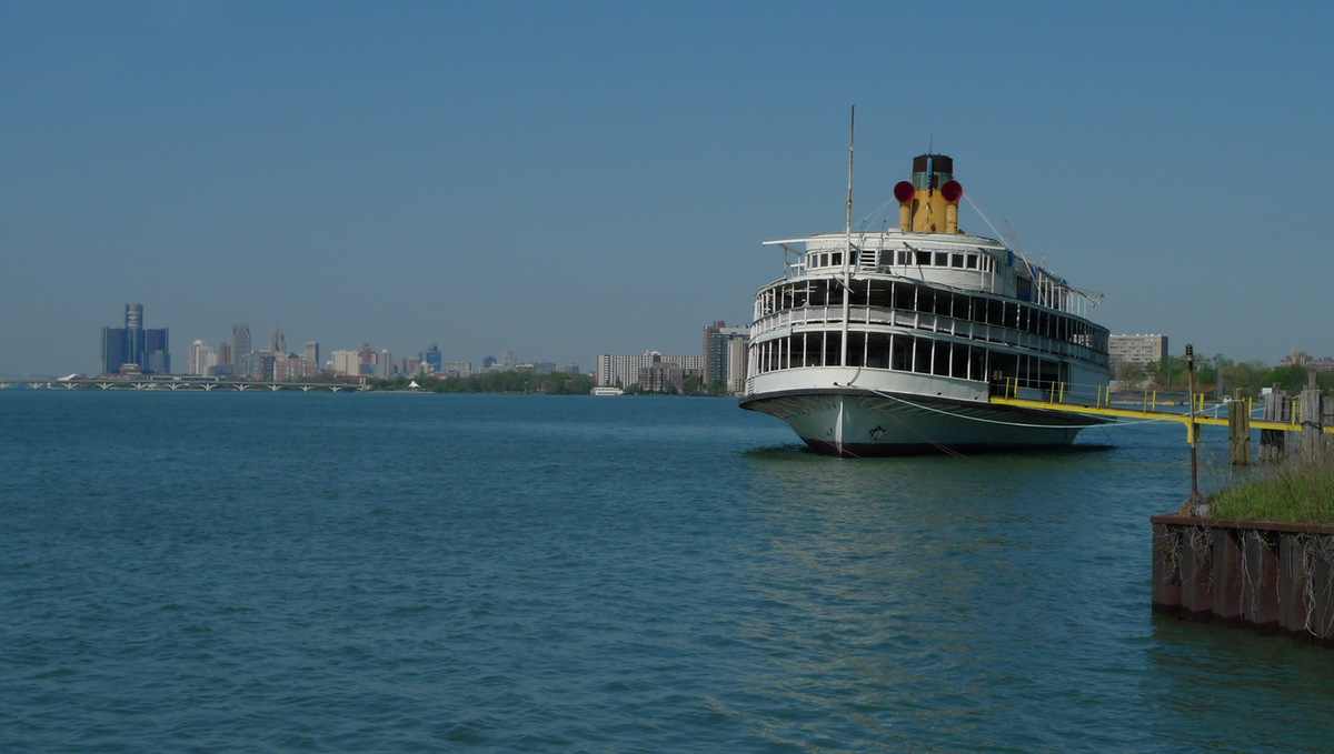 Boblo boat