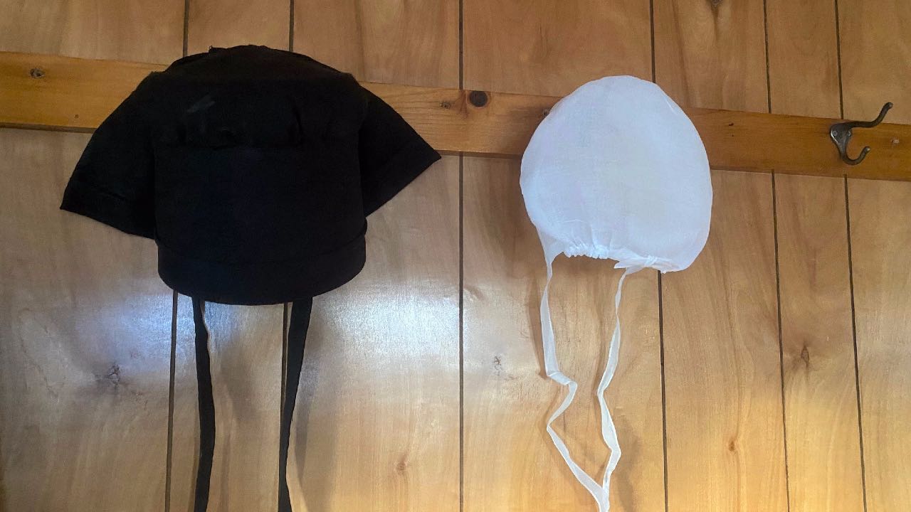 Amish bonnets Amish bonnets