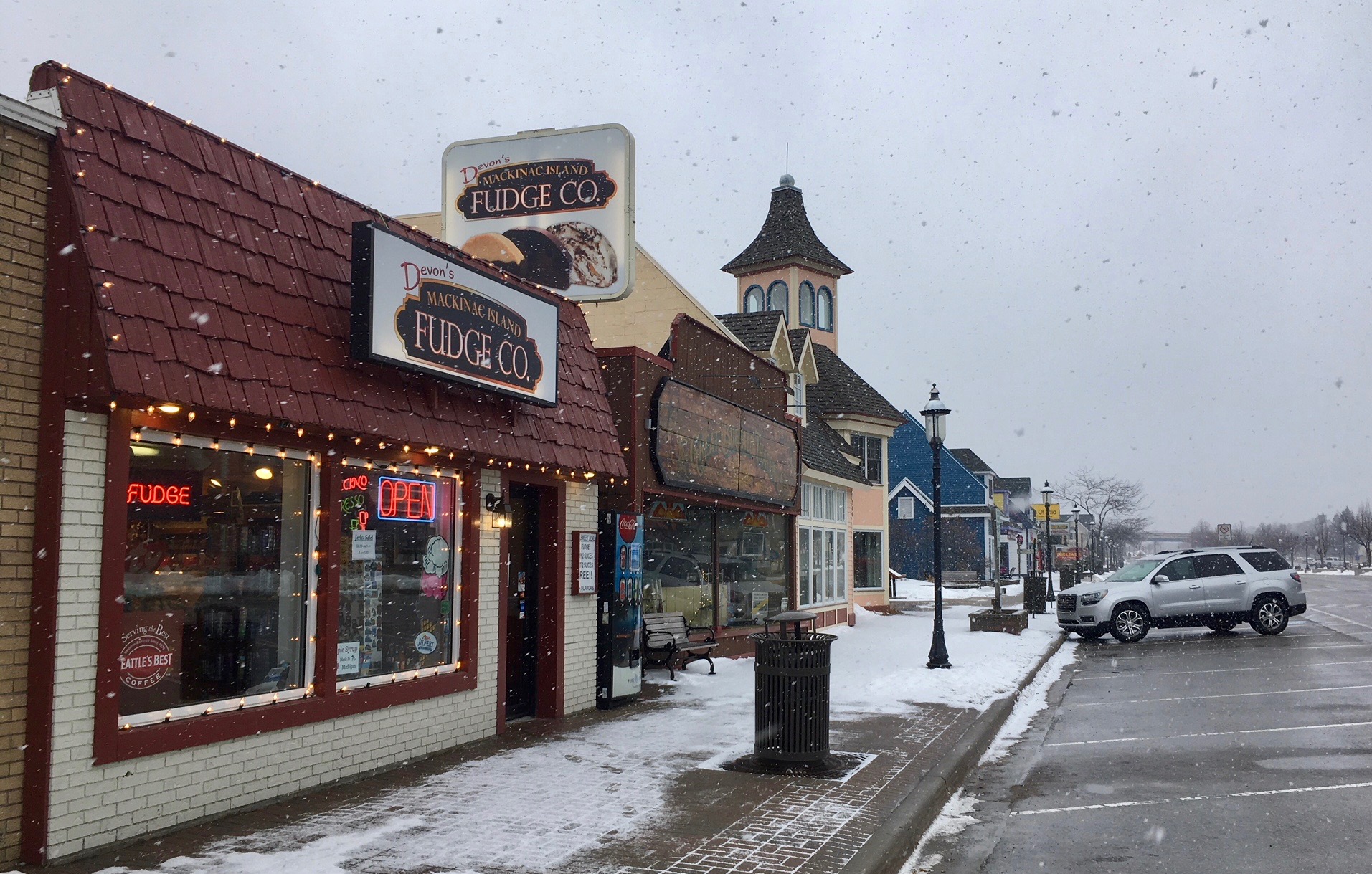 Mackinaw City fudge shop Mackinaw City fudge shop