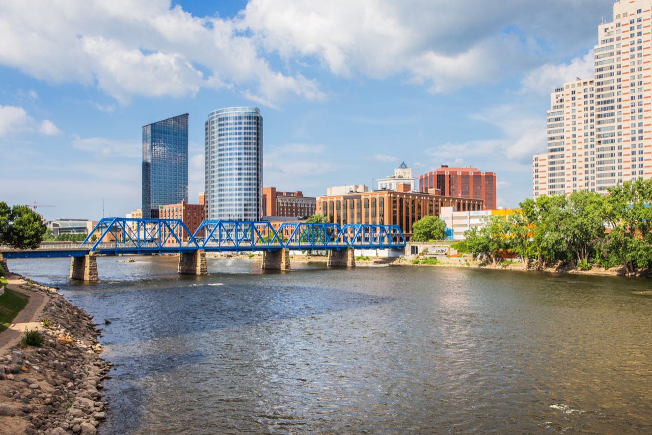 With weeks to plan, Grand Rapids learns from Detroit’s coronavirus