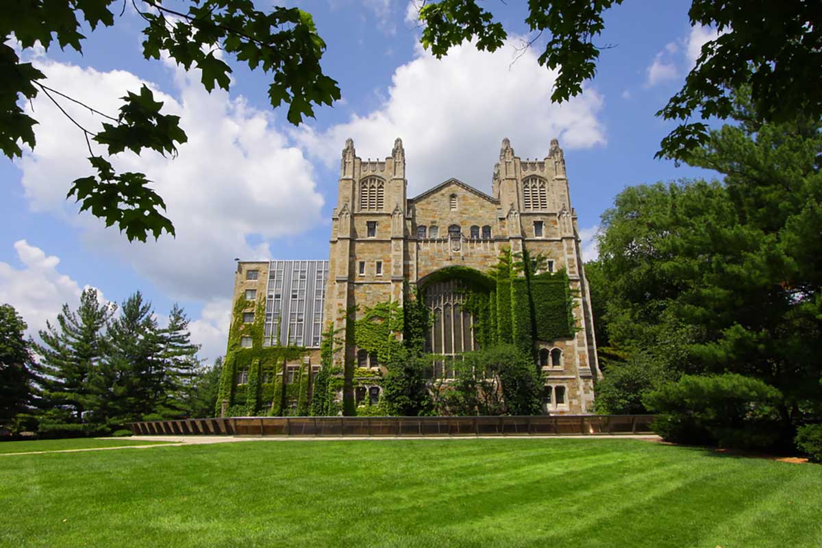 As COVID spreads, University of Michigan’s 31,000 undergrads under stay