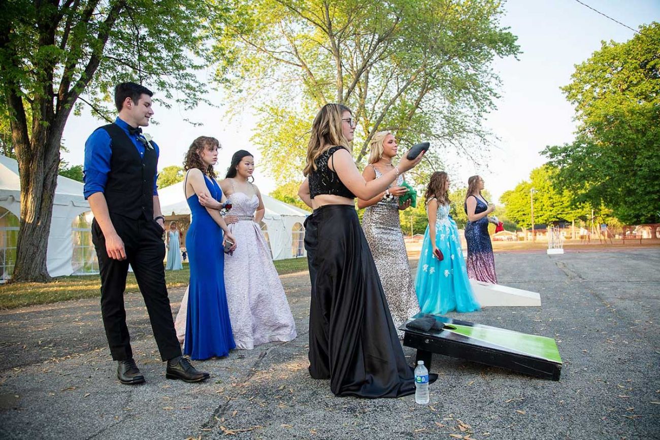 Coloma students enjoy a game of cornhole at Saturday night’s prom. 