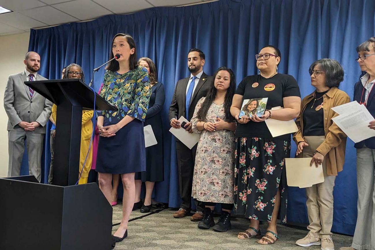 Activists Call for State to Issue Driver's Licenses to Undocumented  Immigrants