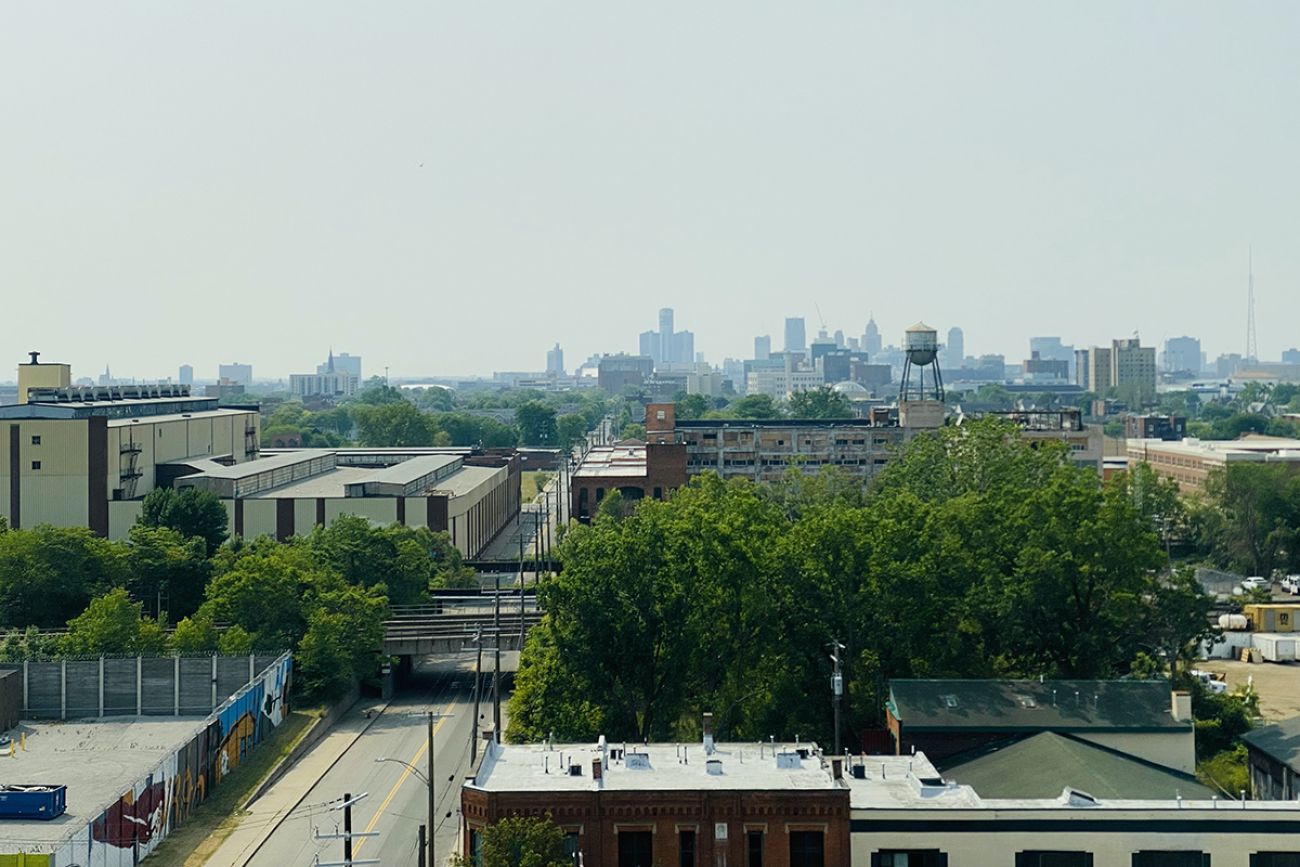 hazy skyline in Detroit