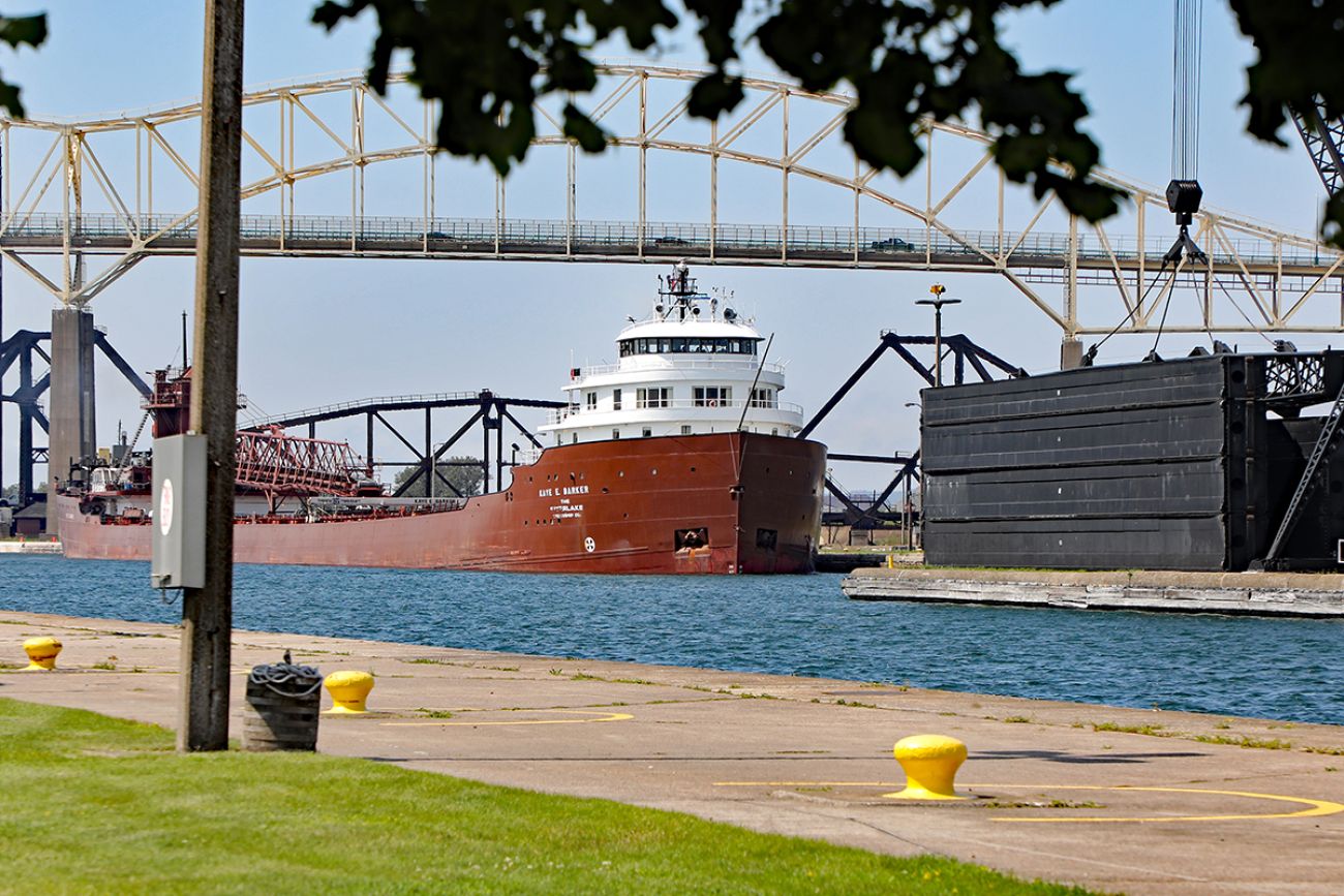 iron ore carrying ship