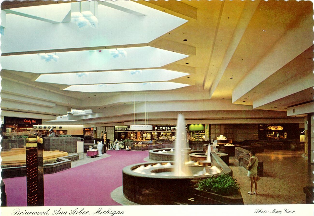 old photo of Briarwood Mall in Ann Arbor