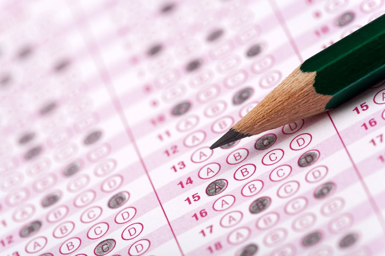 optical form of an examination with pencil