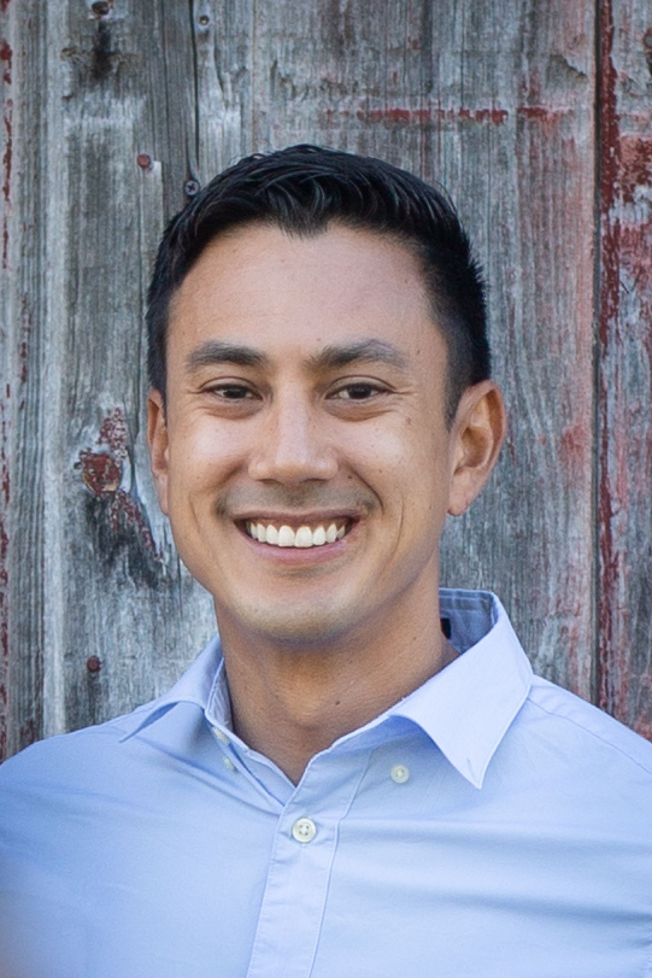Chris Torres headshot.
