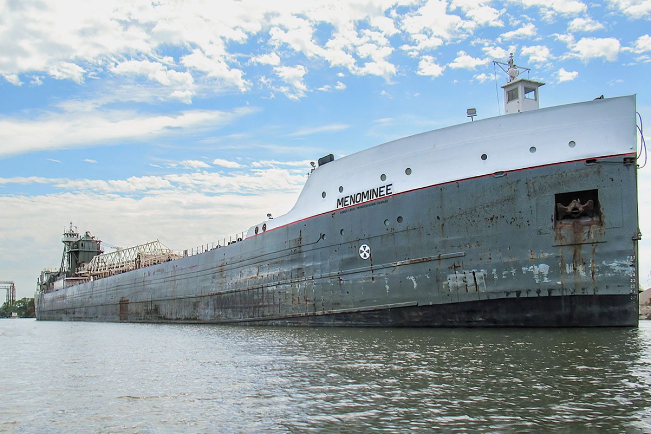The Menominee is a 728-foot Articulated Tug and Barge ship.