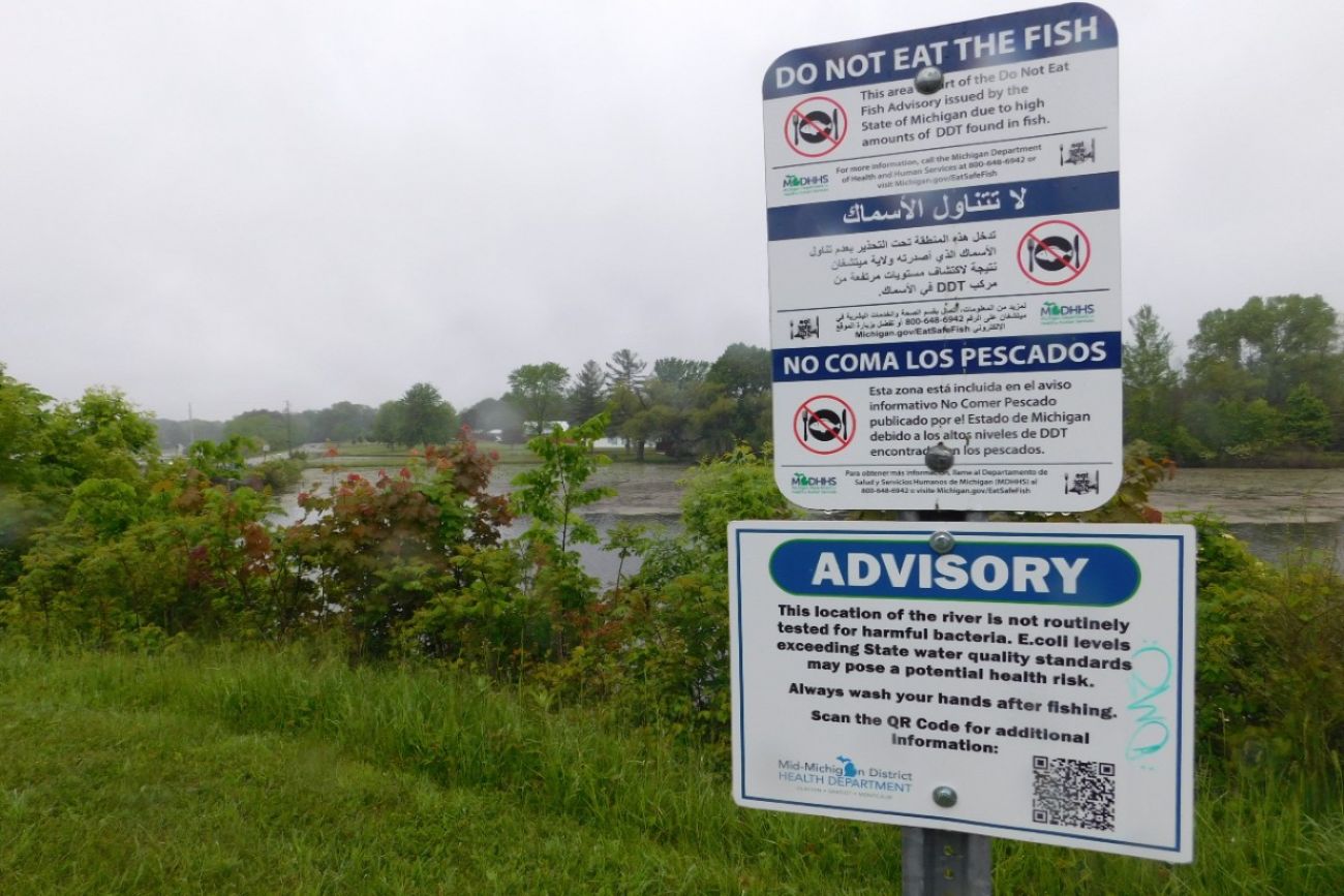 Sign warns residents about consuming fish