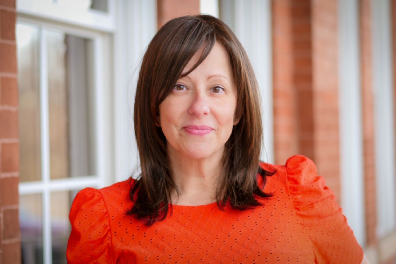 Lisa Yanick Litwiller headshot.