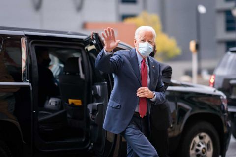 joe biden in a mask