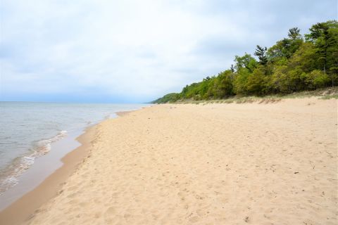 great lakes beach