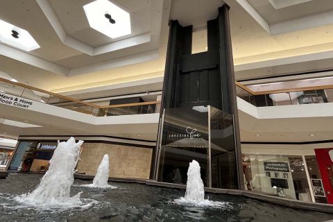 Michigan’s Lakeside Mall closes Sunday. What to know about its B remake Michigan’s Lakeside Mall closes Sunday. What to know about its B remake