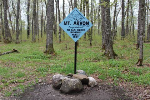 Michigan Dreaming Bucket List: Your guide to hiking state's tallest peak