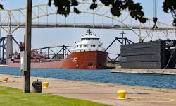  iron ore carrying ship