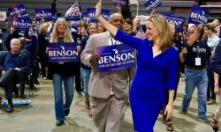 benson waving to crowd