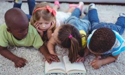 kids reading 